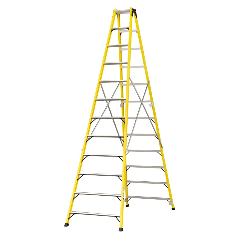 FRP製専用脚立 天板の高さ3.43m 耐電圧35,000V 横ズレ防止金具