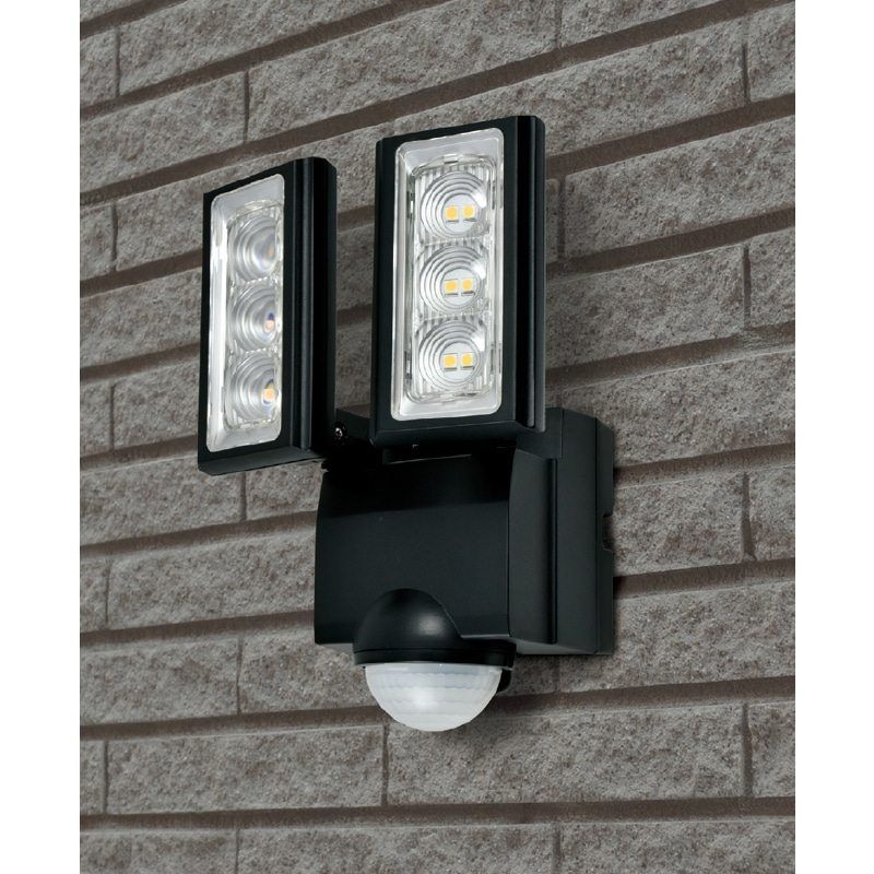 乾電池式 センサーライト パネル数：２個