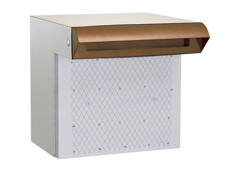 ファミールポスト676